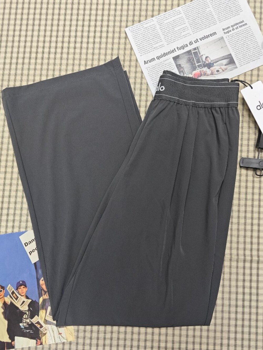 🚭ALO Yoga Suit Up Trouser Anthracite👖 Relaxed Straight Leg Pants (Regular) NWT - Picture 8 of 9